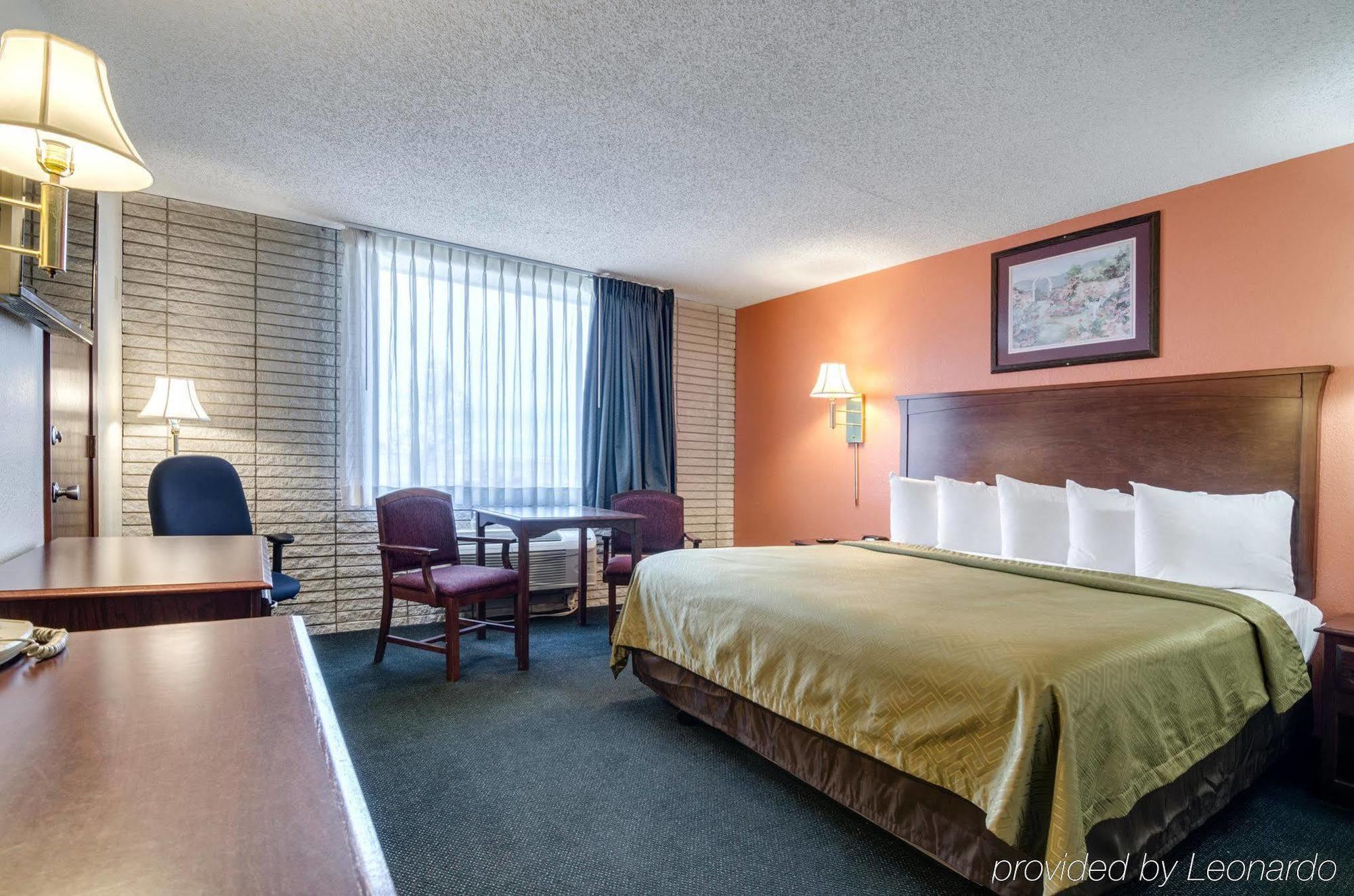 Americas Best Value Inn Salina Eksteriør bilde