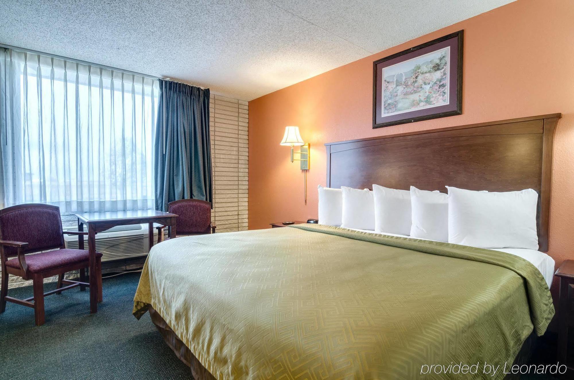Americas Best Value Inn Salina Eksteriør bilde